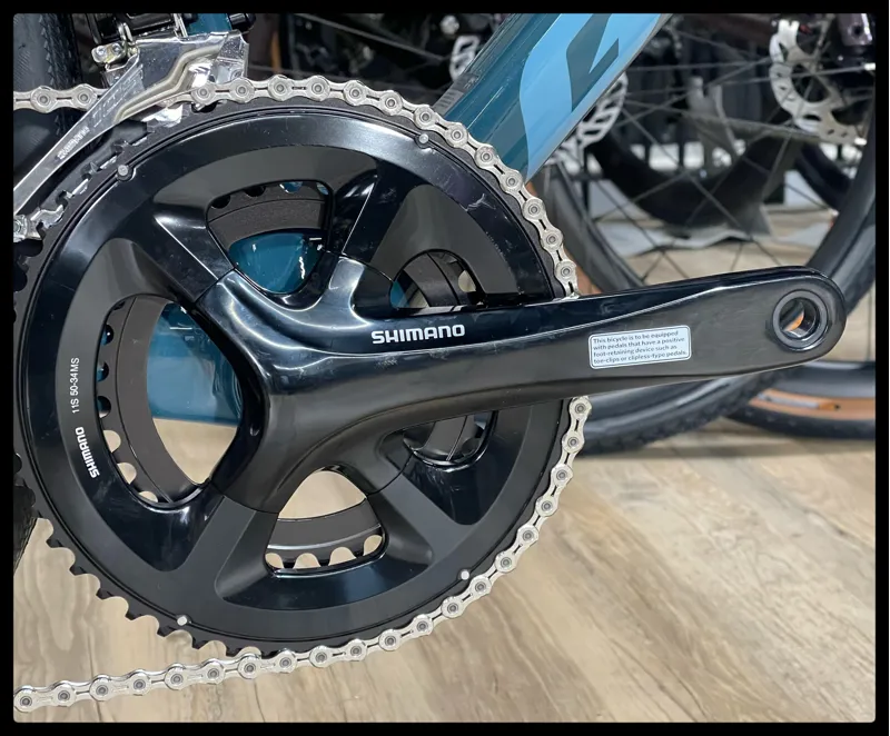 Giant Defy Advanced 2 Large Deep Lake 2022-8